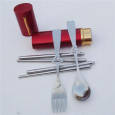 金屬匠心，鑄造品質(zhì)——廣州市煌鑫五金制品廠打造高品質(zhì)鈑金、沖壓絲印、模具備力生產(chǎn)一條龍制造體系賦能先進(jìn)制造業(yè)高質(zhì)量發(fā)展高端產(chǎn)業(yè)鏈集群新標(biāo)桿助力顧客永鑄輝煌降本保質(zhì)雙放心一站式批量訂單便捷提貨配套智慧解決方案從圖紙代碼開始為老顧客提前料包全過(guò)程